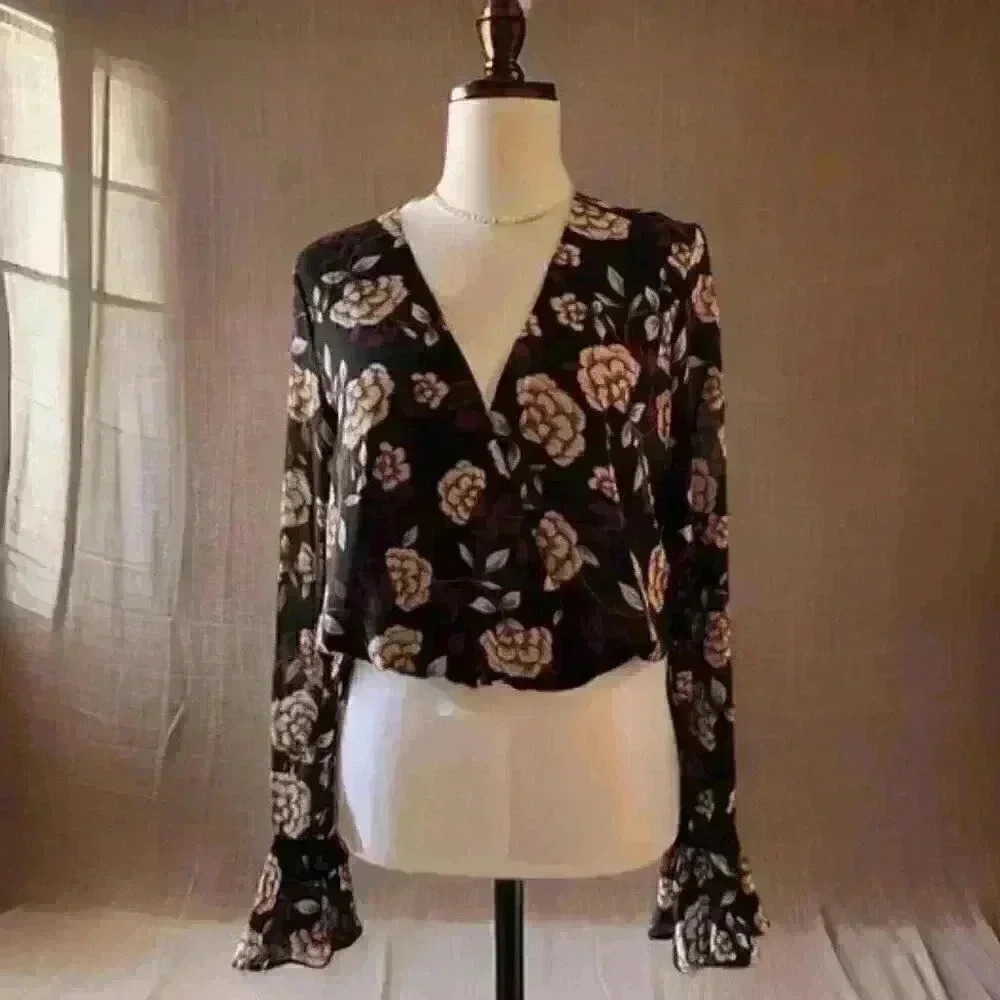 Women's Floral Blouse Size M